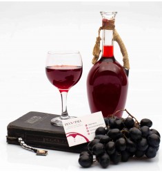 Красное сухое вино "Изабелла"